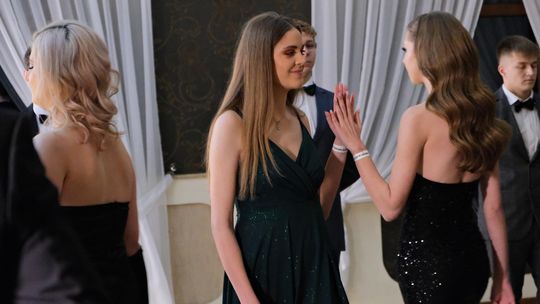 Studniówka 2025 - Zespół Szkół Ekonomicznych i Mundurowych w Chełmie cz. II [GALERIA ZDJĘĆ]