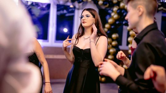 Studniówka 2025 - ZSCKR w Siennicy Różanej [GALERIA ZDJĘĆ]