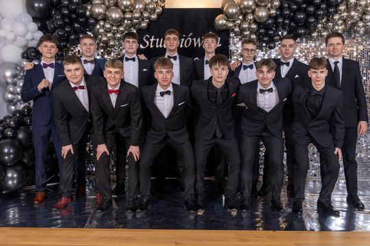 Studniówka 2025 - II Liceum Ogólnokształcące im. C. K. Norwida w Krasnymstawie [GALERIA ZDJĘĆ]