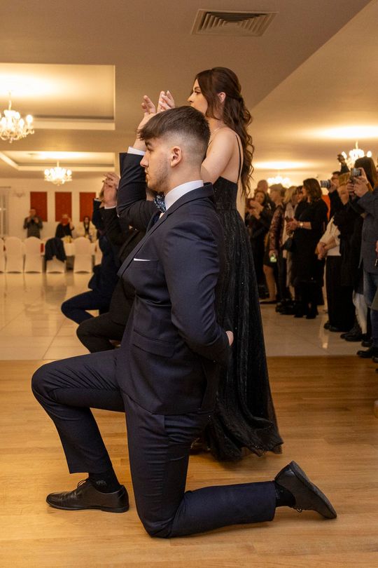 Studniówka 2025 - II Liceum Ogólnokształcące im. C. K. Norwida w Krasnymstawie [GALERIA ZDJĘĆ]