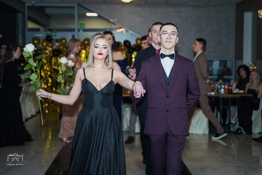 Studniówka 2025 - Prywatne LO im. Hetmana Jana Zamoyskiego w Krasnymstawie [GALERIA ZDJĘĆ]