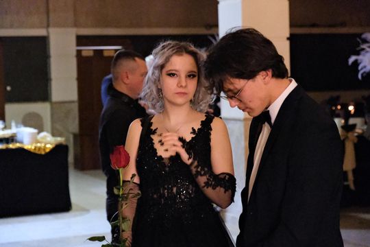 Studniówka 2025 - Zespół Szkół Ekonomicznych i Mundurowych w Chełmie cz. II [GALERIA ZDJĘĆ]