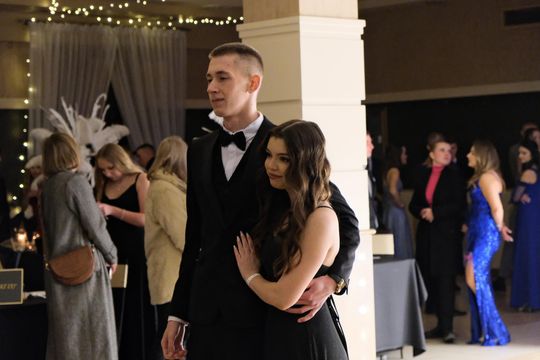 Studniówka 2025 - Zespół Szkół Ekonomicznych i Mundurowych w Chełmie cz. II [GALERIA ZDJĘĆ]