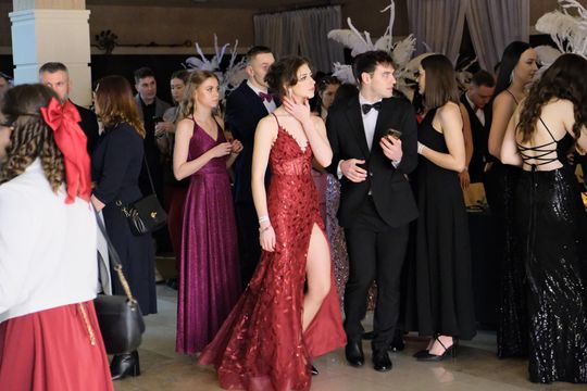 Studniówka 2025 - Zespół Szkół Ekonomicznych i Mundurowych w Chełmie cz. II [GALERIA ZDJĘĆ]