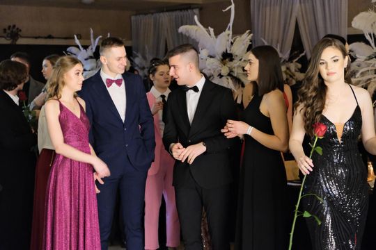 Studniówka 2025 - Zespół Szkół Ekonomicznych i Mundurowych w Chełmie cz. II [GALERIA ZDJĘĆ]