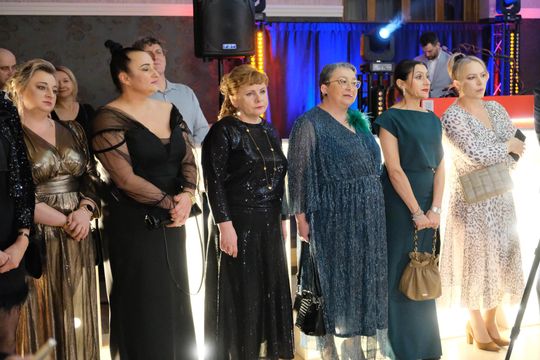 Studniówka 2025 - Zespół Szkół Ekonomicznych i Mundurowych w Chełmie cz. II [GALERIA ZDJĘĆ]