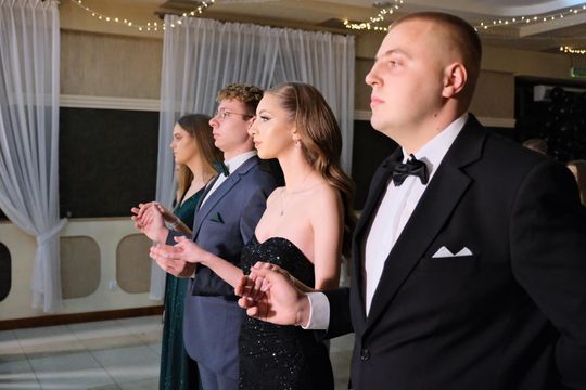 Studniówka 2025 - Zespół Szkół Ekonomicznych i Mundurowych w Chełmie cz. II [GALERIA ZDJĘĆ]