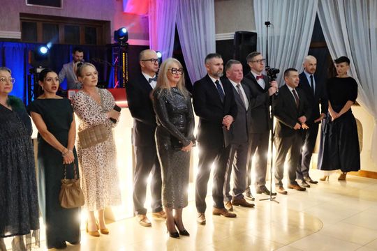 Studniówka 2025 - Zespół Szkół Ekonomicznych i Mundurowych w Chełmie cz. II [GALERIA ZDJĘĆ]