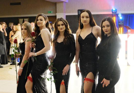 Studniówka 2025 - Zespół Szkół Ekonomicznych i Mundurowych w Chełmie cz. II [GALERIA ZDJĘĆ]