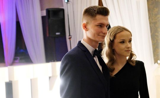 Studniówka 2025 - Zespół Szkół Ekonomicznych i Mundurowych w Chełmie cz. II [GALERIA ZDJĘĆ]