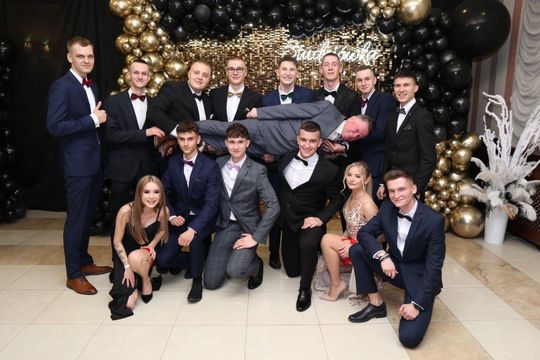 Studniówka 2025 - Zespół Szkół Ekonomicznych i Mundurowych w Chełmie cz. II [GALERIA ZDJĘĆ]