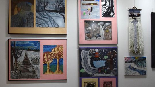 Chełm. Wernisaż wystawy Rok-pracowni plastycznej Modna Sztuka [GALERIA ZDJĘĆ]