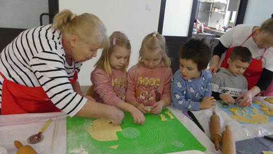 Gm. Kraśniczyn. Słodkie warsztaty kulinarne z KGW Brzeziny