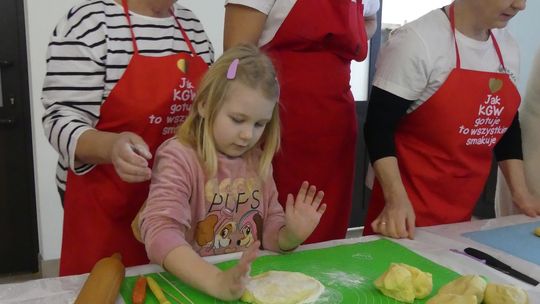 Gm. Kraśniczyn. Słodkie warsztaty kulinarne z KGW Brzeziny