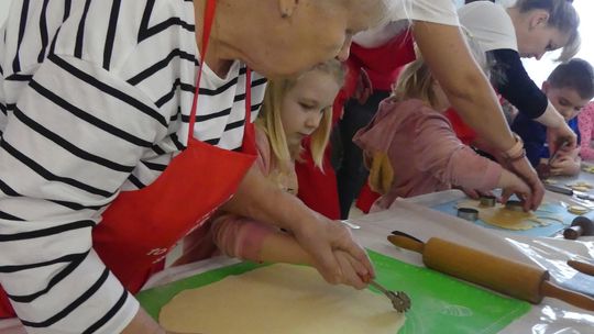 Gm. Kraśniczyn. Słodkie warsztaty kulinarne z KGW Brzeziny