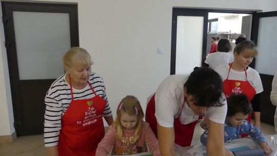 Gm. Kraśniczyn. Słodkie warsztaty kulinarne z KGW Brzeziny