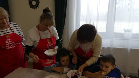 Gm. Kraśniczyn. Słodkie warsztaty kulinarne z KGW Brzeziny