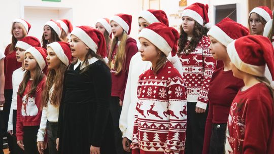 Koncert kolęd w Szkole Muzycznej I i II st. w Krasnymstawie [GALERIA ZDJĘĆ]