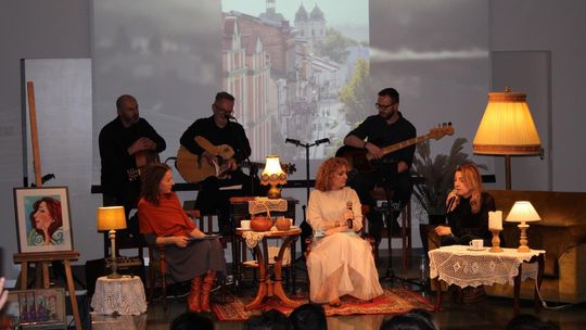 Wieczór z Anną Mazurkiewicz: Słowo i muzyka w harmonii w ChBP [GALERIA ZDJĘĆ]