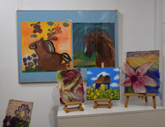 Chełm. Wernisaż wystawy Rok-pracowni plastycznej Modna Sztuka [GALERIA ZDJĘĆ]