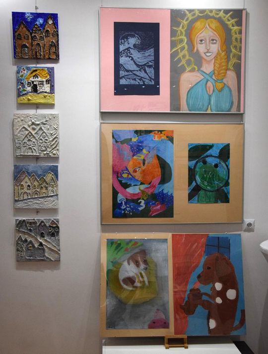 Chełm. Wernisaż wystawy Rok-pracowni plastycznej Modna Sztuka [GALERIA ZDJĘĆ]