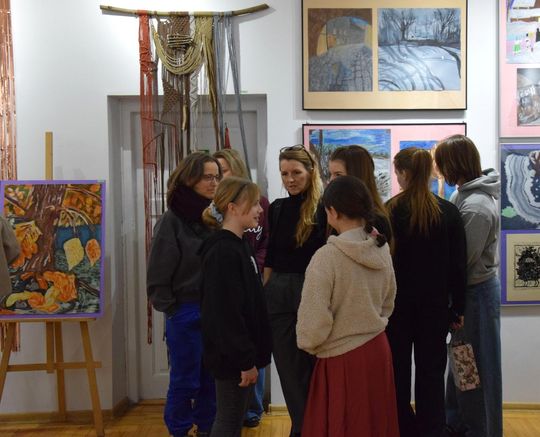 Chełm. Wernisaż wystawy Rok-pracowni plastycznej Modna Sztuka [GALERIA ZDJĘĆ]