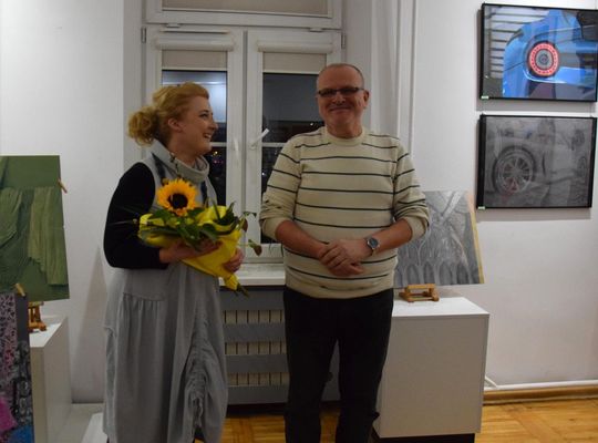 Chełm. Wernisaż wystawy Rok-pracowni plastycznej Modna Sztuka [GALERIA ZDJĘĆ]