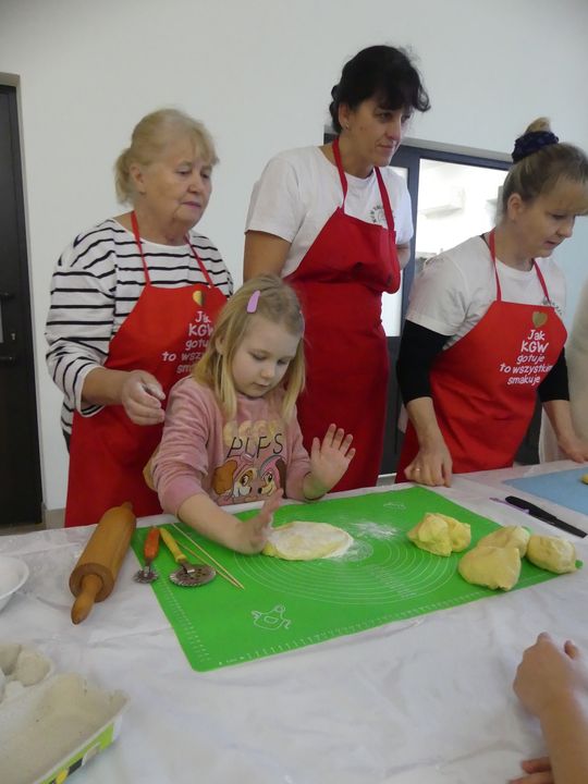 Gm. Kraśniczyn. Słodkie warsztaty kulinarne z KGW Brzeziny Gm. Kraśniczyn. Słodkie warsztaty kulinarne z KGW Brzeziny