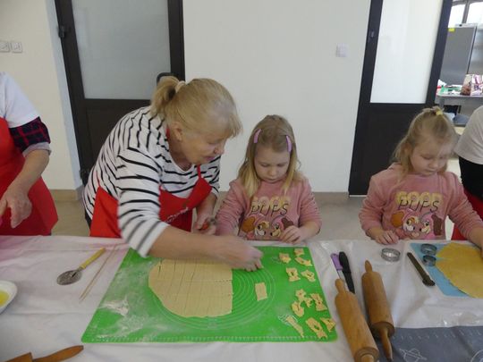 Gm. Kraśniczyn. Słodkie warsztaty kulinarne z KGW Brzeziny Gm. Kraśniczyn. Słodkie warsztaty kulinarne z KGW Brzeziny