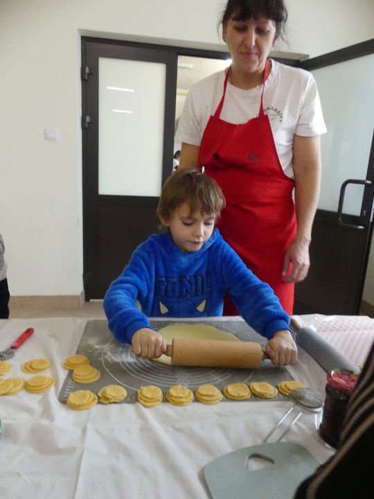 Gm. Kraśniczyn. Słodkie warsztaty kulinarne z KGW Brzeziny Gm. Kraśniczyn. Słodkie warsztaty kulinarne z KGW Brzeziny