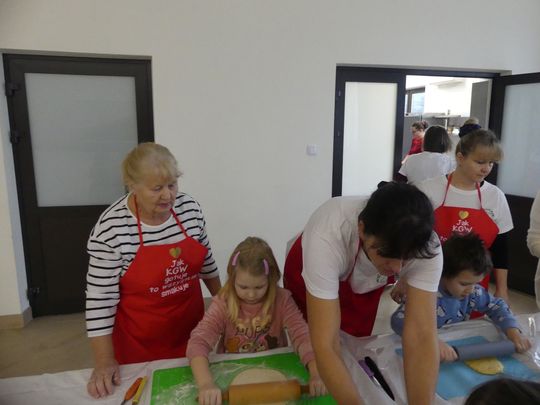 Gm. Kraśniczyn. Słodkie warsztaty kulinarne z KGW Brzeziny Gm. Kraśniczyn. Słodkie warsztaty kulinarne z KGW Brzeziny