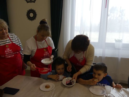 Gm. Kraśniczyn. Słodkie warsztaty kulinarne z KGW Brzeziny Gm. Kraśniczyn. Słodkie warsztaty kulinarne z KGW Brzeziny
