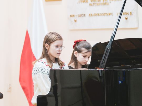 Koncert kolęd w Szkole Muzycznej I i II st. w Krasnymstawie Koncert kolęd w Szkole Muzycznej I i II st. w Krasnymstawie