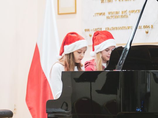 Koncert kolęd w Szkole Muzycznej I i II st. w Krasnymstawie Koncert kolęd w Szkole Muzycznej I i II st. w Krasnymstawie