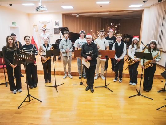 Koncert kolęd w Szkole Muzycznej I i II st. w Krasnymstawie Koncert kolęd w Szkole Muzycznej I i II st. w Krasnymstawie