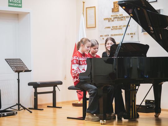 Koncert kolęd w Szkole Muzycznej I i II st. w Krasnymstawie Koncert kolęd w Szkole Muzycznej I i II st. w Krasnymstawie