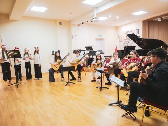 Koncert kolęd w Szkole Muzycznej I i II st. w Krasnymstawie Koncert kolęd w Szkole Muzycznej I i II st. w Krasnymstawie