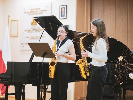 Koncert kolęd w Szkole Muzycznej I i II st. w Krasnymstawie Koncert kolęd w Szkole Muzycznej I i II st. w Krasnymstawie