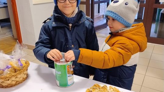 Chełm. Kiermasz dla Szymonka w Przedszkolu Miejskim nr 12 [GALERIA ZDJĘĆ]