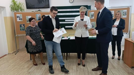 Gm. Chełm. XXII Powiatowy Konkurs Historyczny pn. „Józef Piłsudski - człowiek czynu i legendy” [GALERIA ZDJĘĆ]