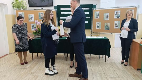 Gm. Chełm. XXII Powiatowy Konkurs Historyczny pn. „Józef Piłsudski - człowiek czynu i legendy” [GALERIA ZDJĘĆ]