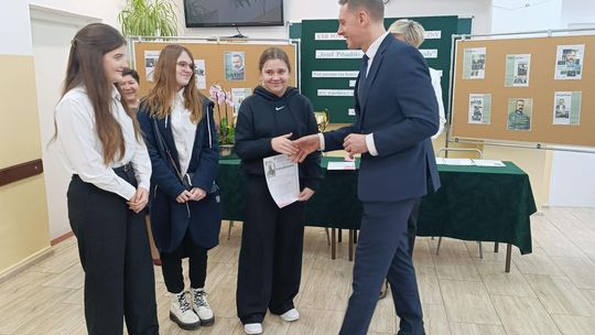 Gm. Chełm. XXII Powiatowy Konkurs Historyczny pn. „Józef Piłsudski - człowiek czynu i legendy” [GALERIA ZDJĘĆ]