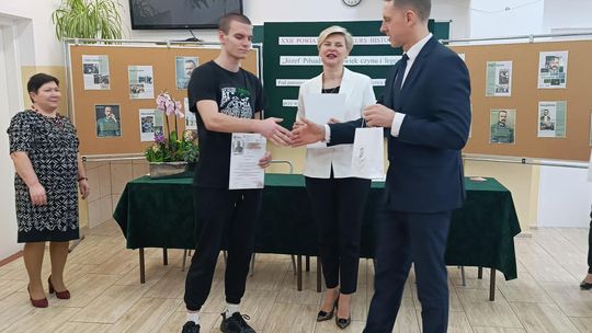 Gm. Chełm. XXII Powiatowy Konkurs Historyczny pn. „Józef Piłsudski - człowiek czynu i legendy” [GALERIA ZDJĘĆ]