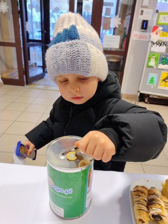 Chełm. Kiermasz dla Szymonka w Przedszkolu Miejskim nr 12 [GALERIA ZDJĘĆ]