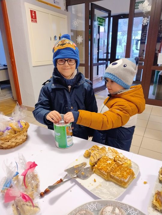 Chełm. Kiermasz dla Szymonka w Przedszkolu Miejskim nr 12 [GALERIA ZDJĘĆ]