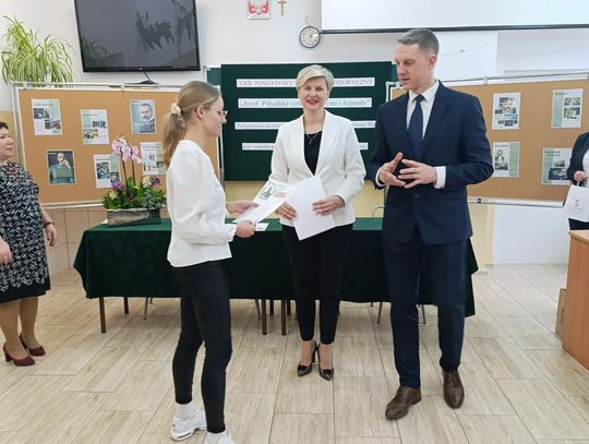 Gm. Chełm. XXII Powiatowy Konkurs Historyczny pn. „Józef Piłsudski - człowiek czynu i legendy” [GALERIA ZDJĘĆ]