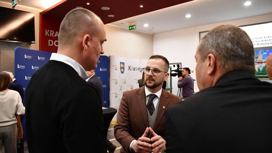 Krasnostawskie Forum Biznesu 2025. Liderzy wymienili się doświadczeniami [GALERIA ZDJĘĆ]