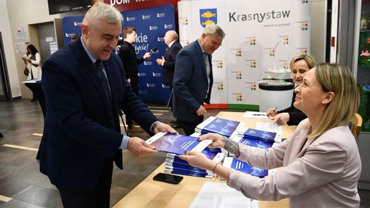 Krasnostawskie Forum Biznesu 2025. Liderzy wymienili się doświadczeniami [GALERIA ZDJĘĆ]