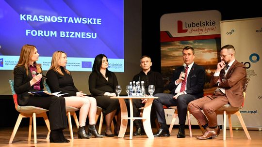 Krasnostawskie Forum Biznesu 2025. Liderzy wymienili się doświadczeniami [GALERIA ZDJĘĆ]