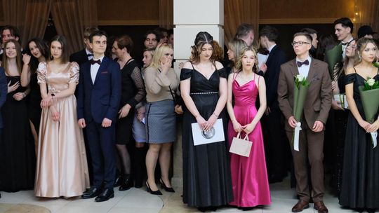 Studniówka 2025 - I Liceum Ogólnokształcące w Chełmie [GALERIA ZDJĘĆ]